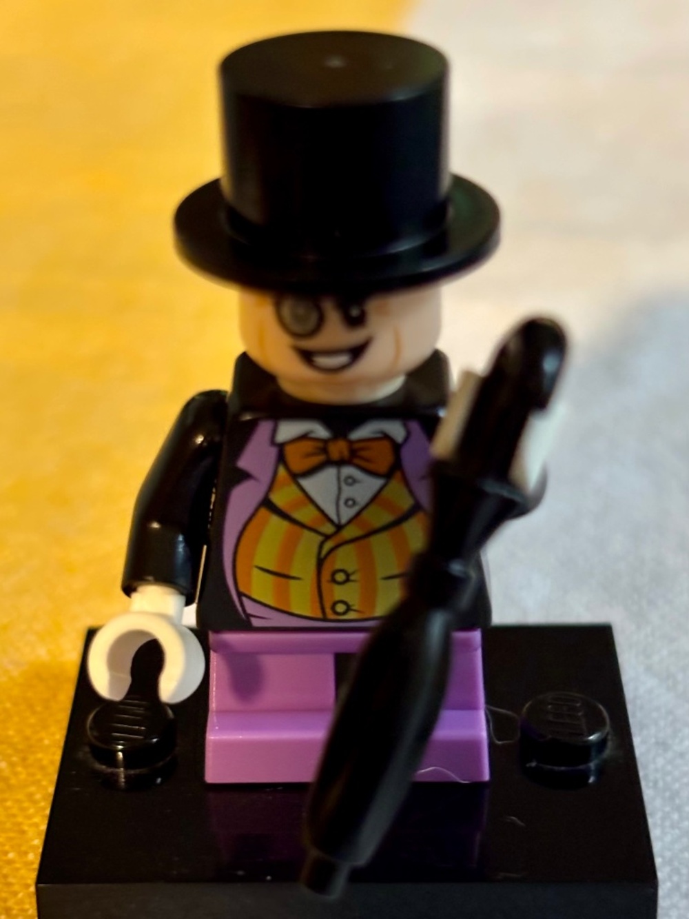 LEGO Batman II "The Penguin" sh0647 Appears in 3 sets. LIKE NEW!